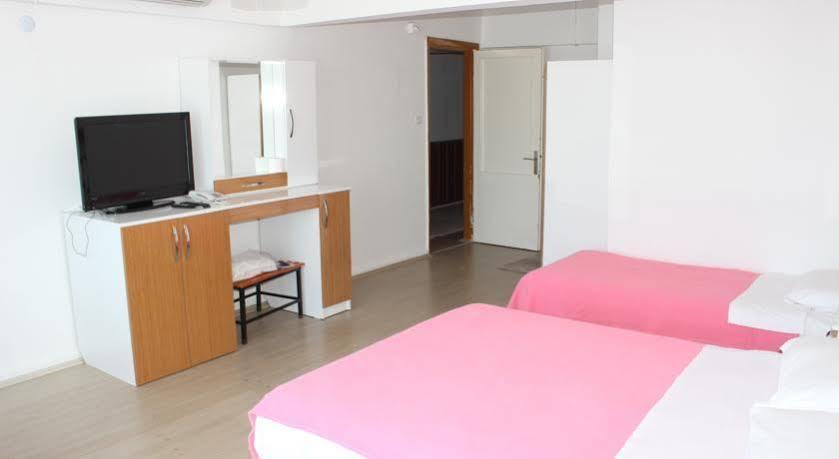 Hotel Ulke 얄로바 외부 사진
